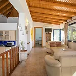 Vila Driftwood *